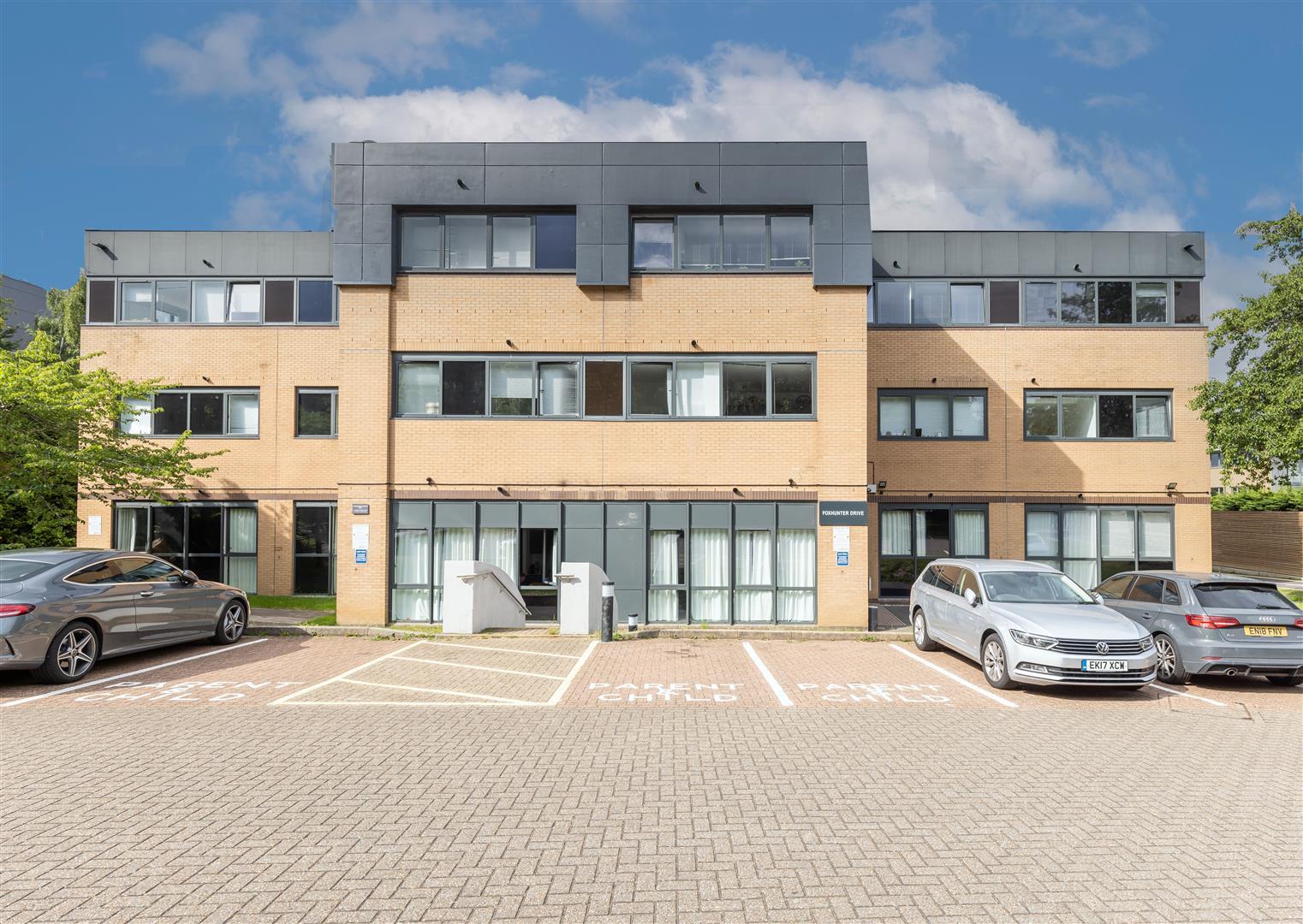 2 Foxhunter Drive, Linford Wood, Milton Keynes